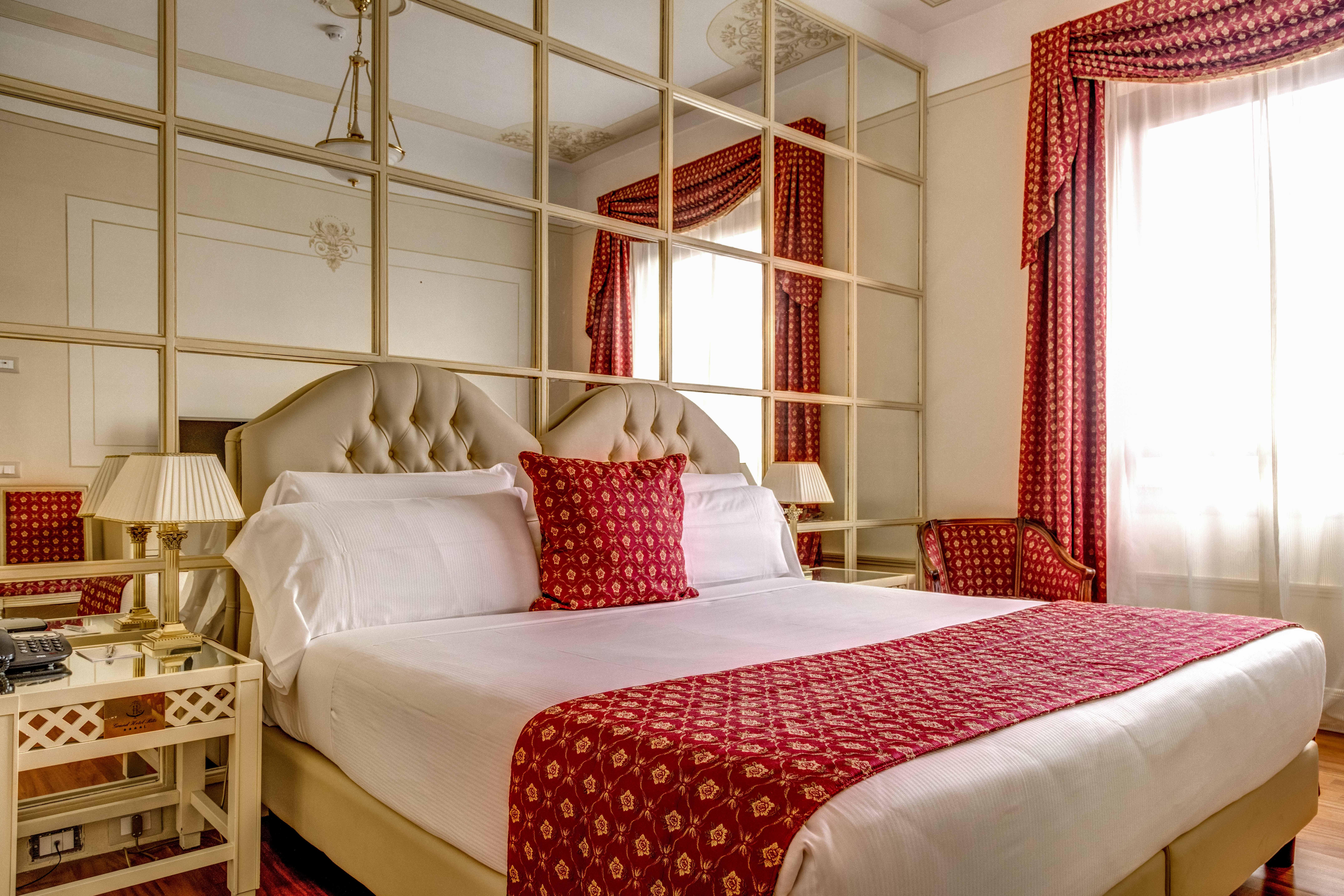 Hotel Radisson Blu Ghr Roma Esterno foto
