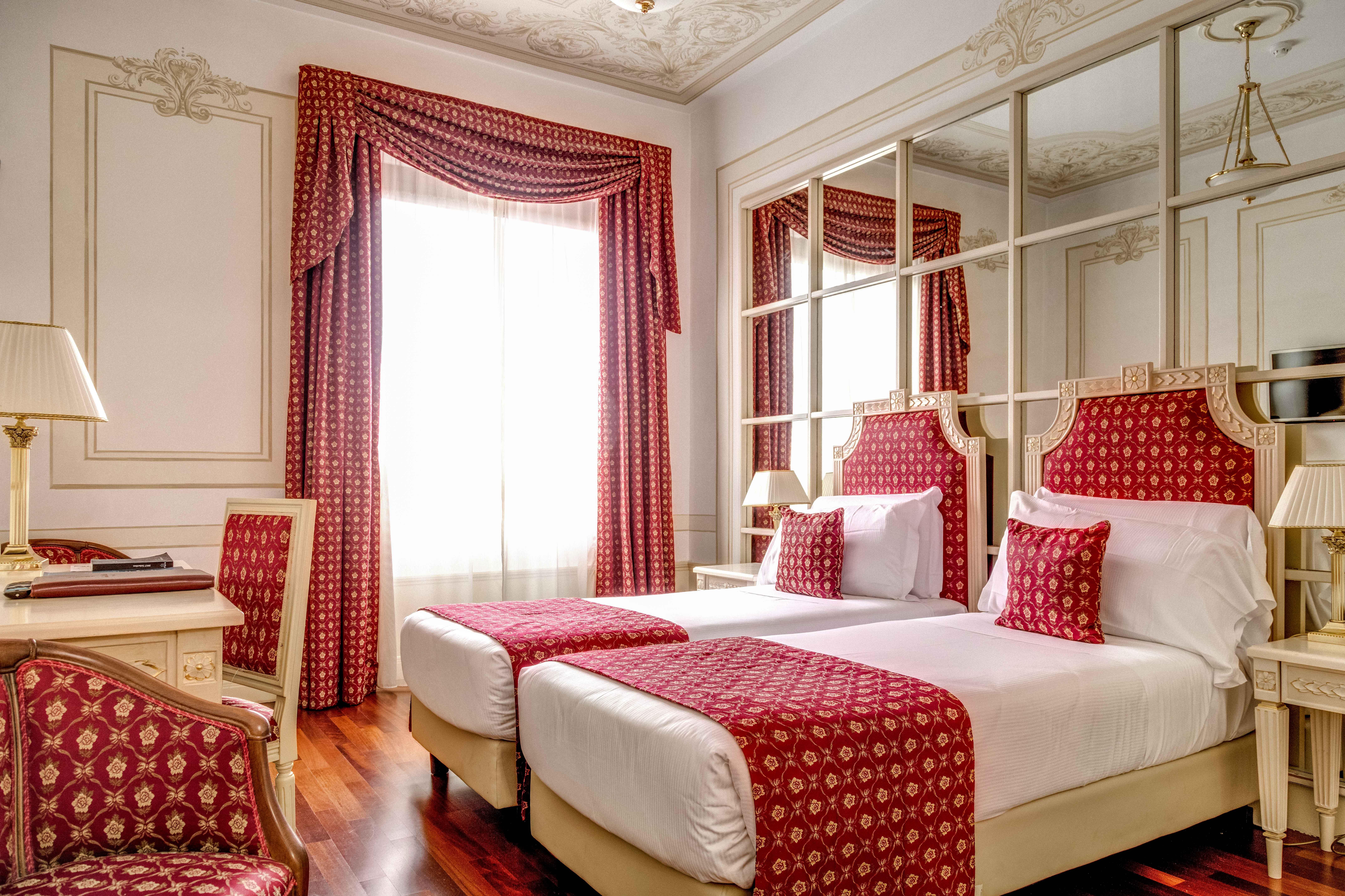 Hotel Radisson Blu Ghr Roma Esterno foto