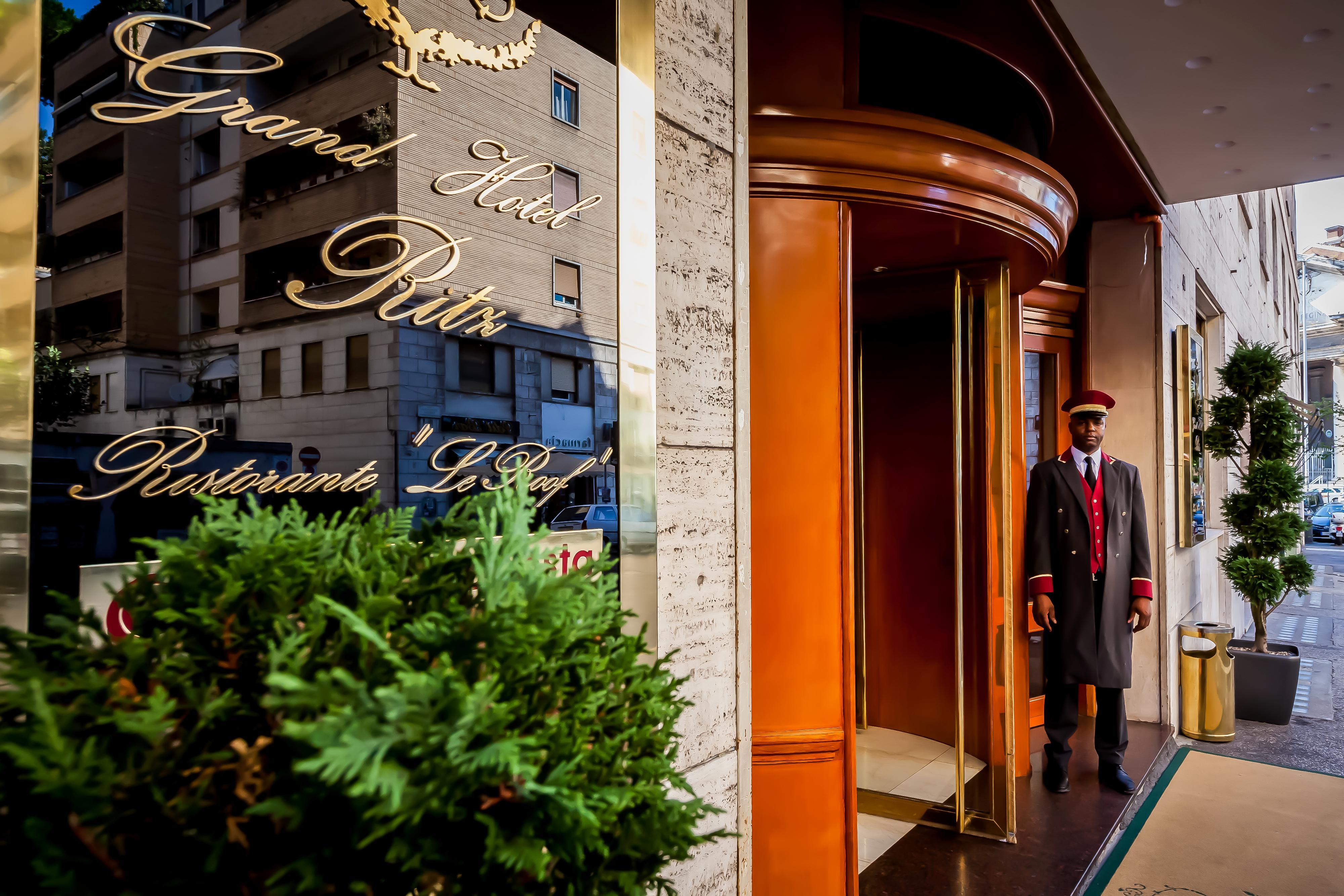 Hotel Radisson Blu Ghr Roma Esterno foto