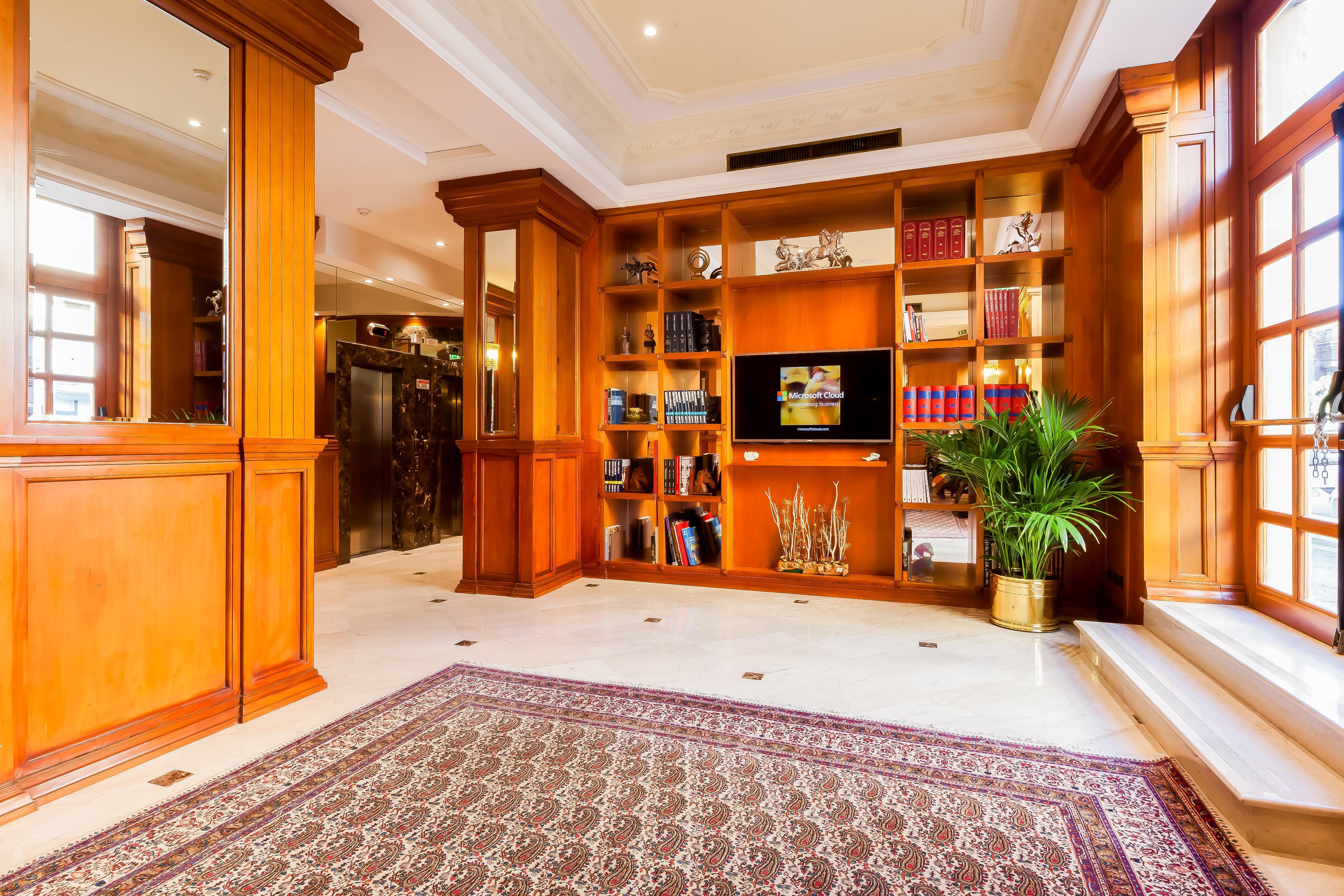 Hotel Radisson Blu Ghr Roma Esterno foto